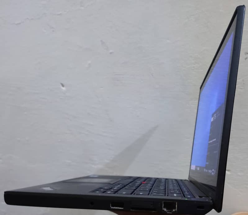 Lenovo ThinkPad X240 for Urgent Sale 3