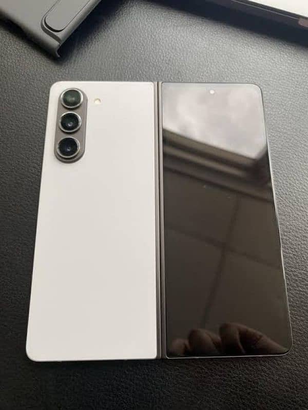 Samsung Galaxy Fold 5 512 GB White 0