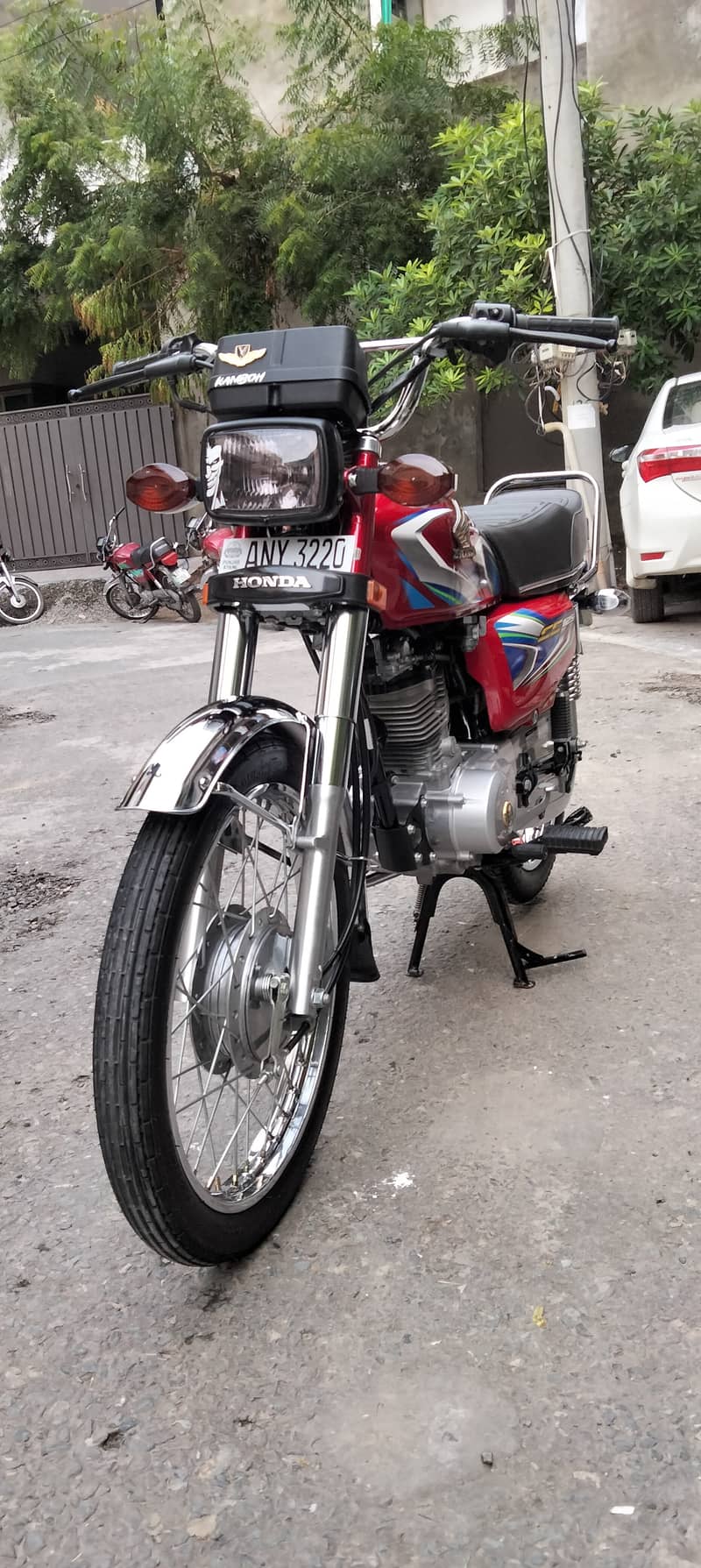 Honda 125 Brand New condition 2