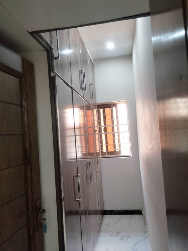 10 Marla Like New House For Rent In Bahria Town Lahore 4