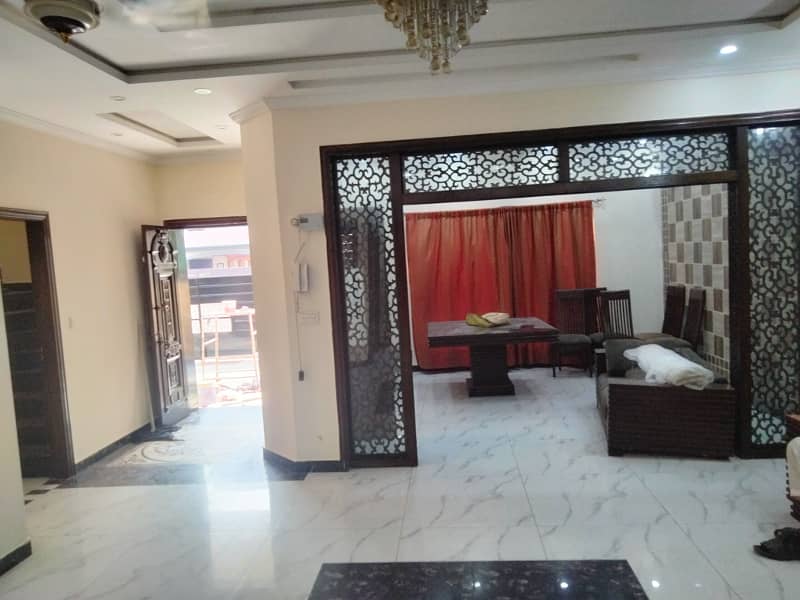 10 Marla Like New House For Rent In Bahria Town Lahore 20