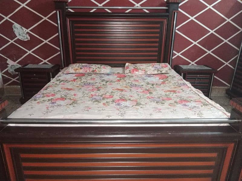 full room set bed dressing table clothes Almari with crockery almari 7