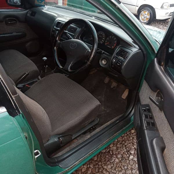 Toyota Corolla GLI 1995 13