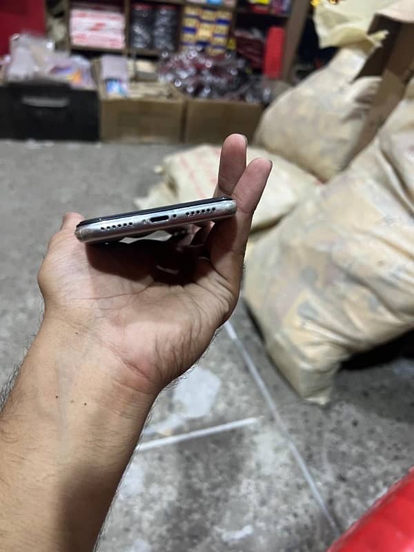 iphone x 64gb pta approved 2