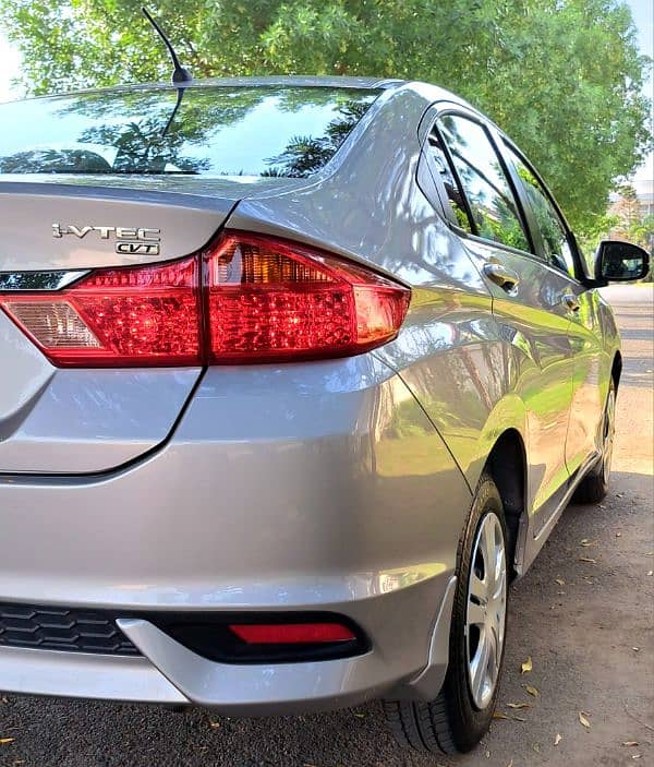 Honda City IVTEC 2024 4