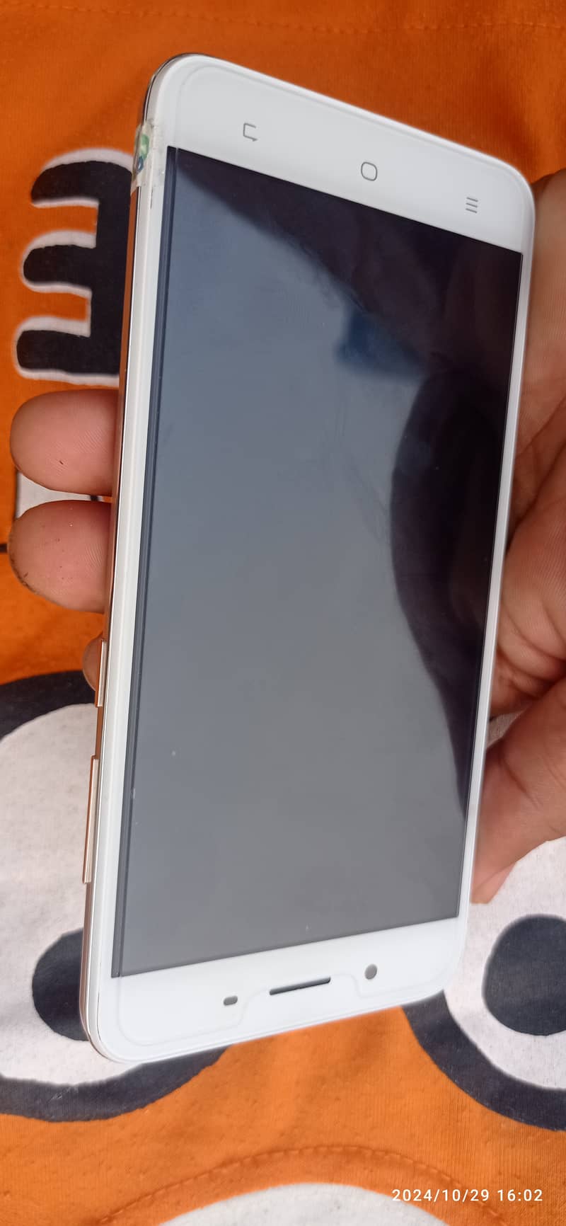 Vivo y66--4 GB RAM--64 GB-- 10/10 condition 0