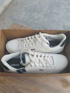 new levis carter  sneakers shoes mens. . imported