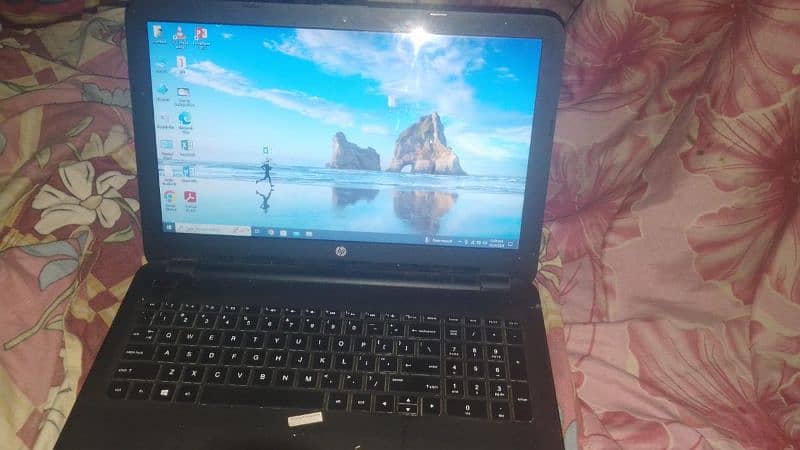 HP laptop DESKTOP-RP9JQ1M 3