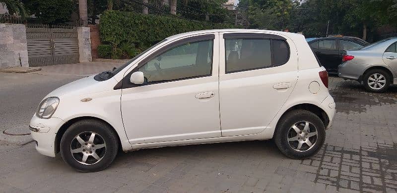 Toyota Vitz 2003 2