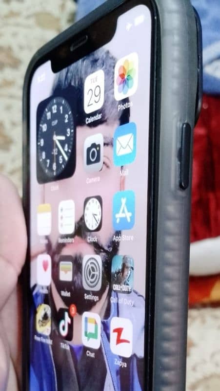 APPLE IPHONE 11 64 GB JV 7