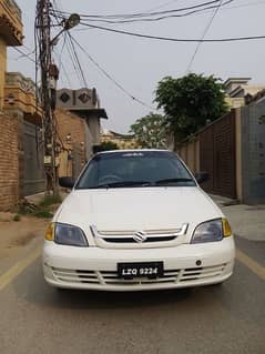 Suzuki Cultus VXL 2005 3 pieces touching