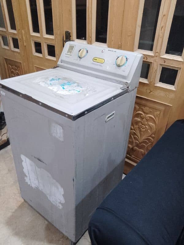 washing machine with very good condition 1