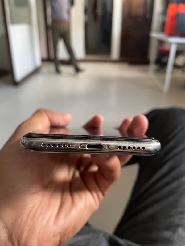 Iphone X 64Gb PTA Approved 9