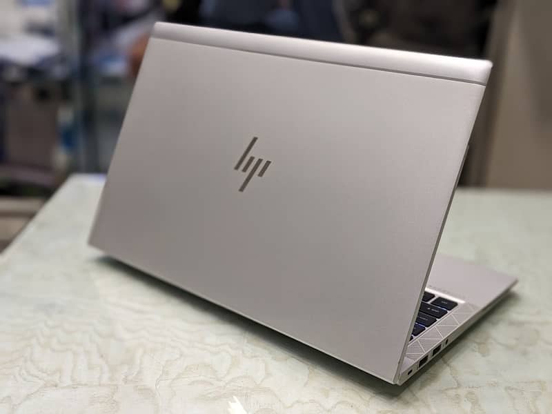 hp elitebook 840 G7 1