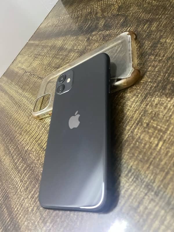 IPhone 11 128GB PTA Approved 5