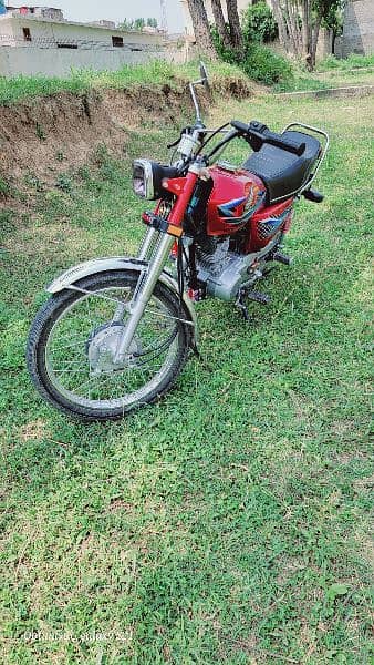 Honda CG125 2023 in pristine condition 2