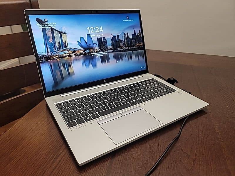 *HP Elitebook 850 G7*  Core i5 Gen: 10th Ram: 16GB SSD: 256GB NVMe 0