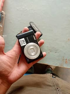 sony camera ha Acha ha card ar btry k sat 0