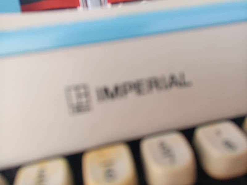 Typewriter manual imperial 15