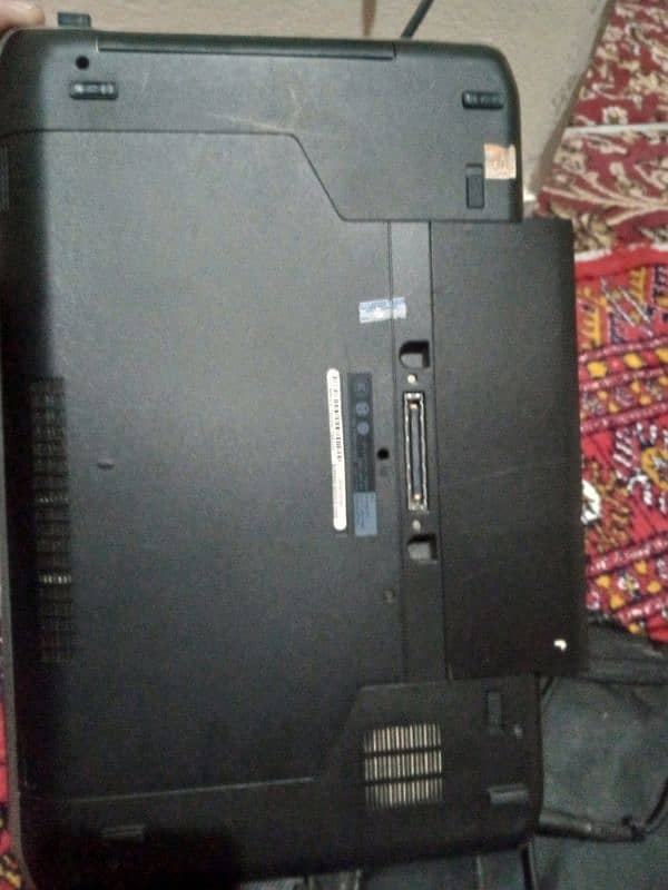 Laptop Dell latitude E5530 3