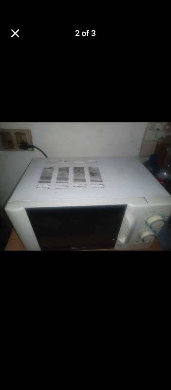 Microwave oven 1