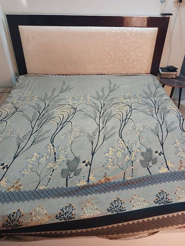 modern bed queen size 6×6.5 4