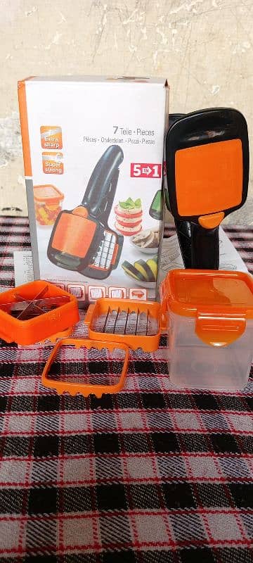 Nicer Dicer 5 in 1 slicer 1