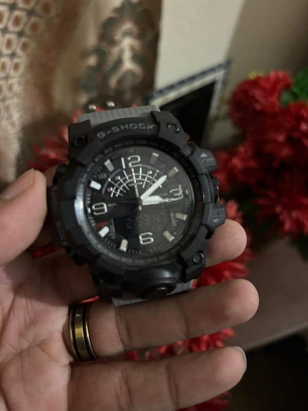 G-Shock watch for sale very reasonable price  red  black Blue color 17