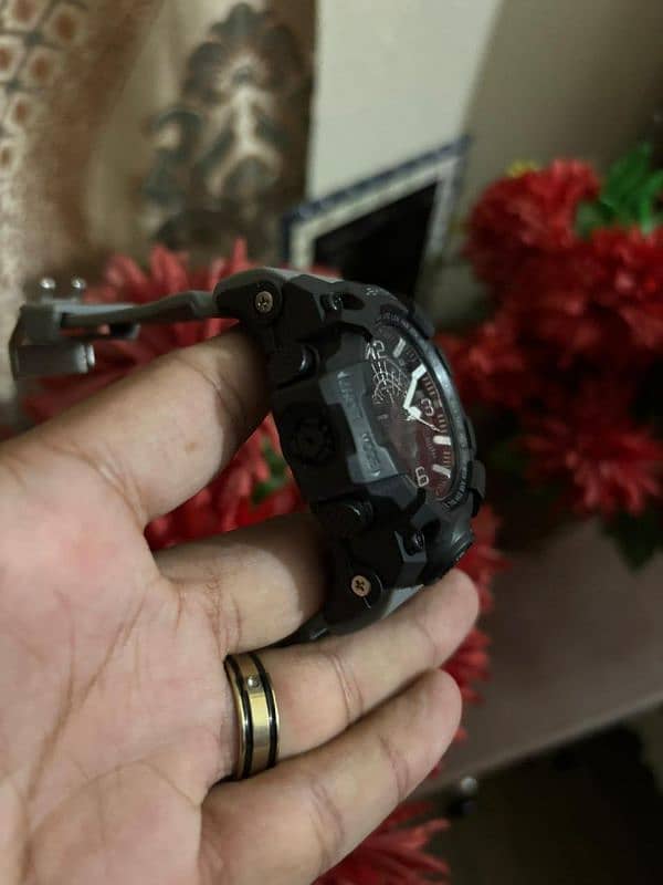 G-Shock watch for sale very reasonable price  red  black Blue color 18