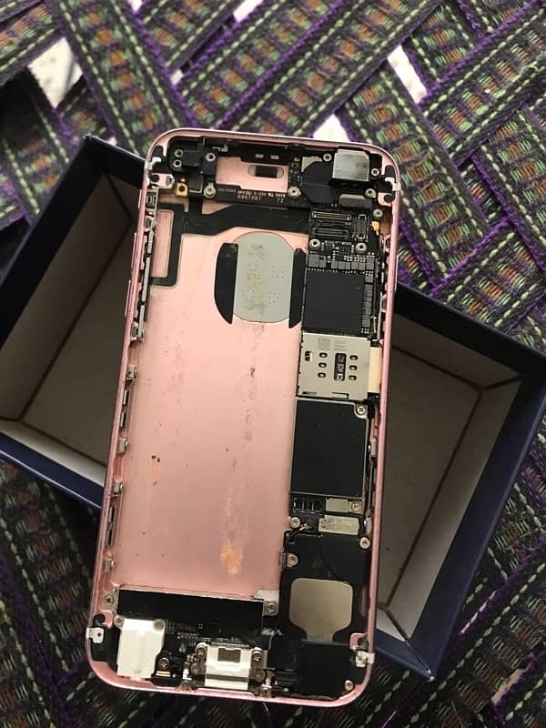 iPhone 6s Parts board dead 2