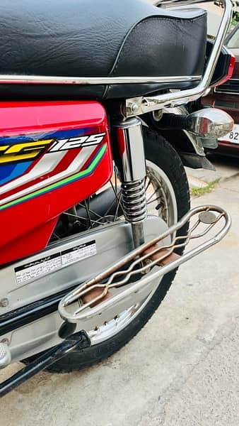 Honda CG 125 red 5