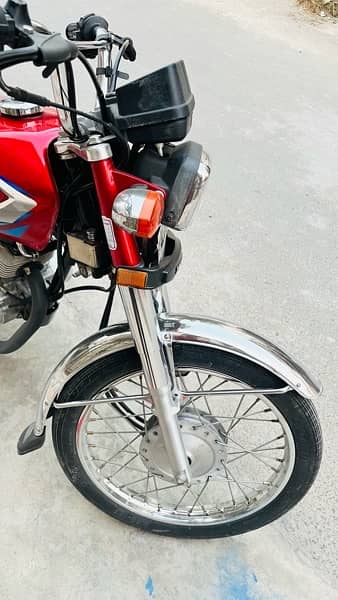 Honda CG 125 red 7