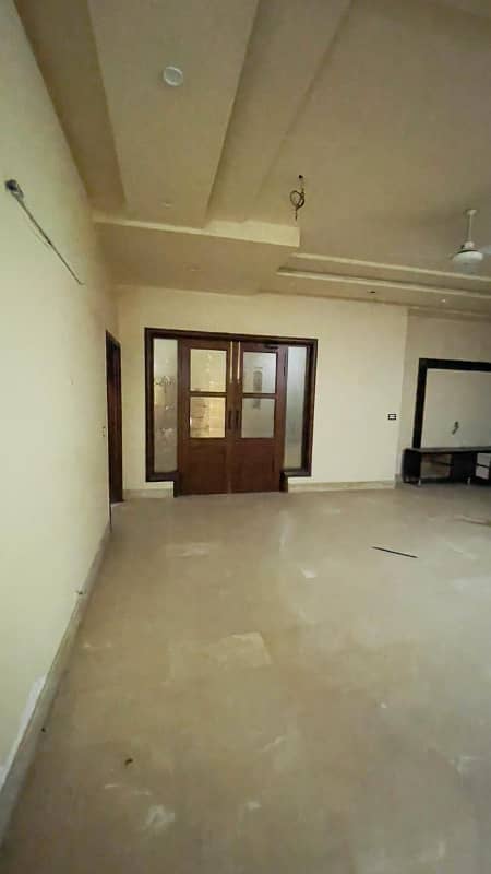 20 Marla Lower Portion Available For Rent In Khayaban Garden Sargodha Road Faisalabad 1