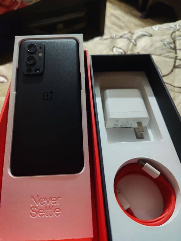 OnePlus 9 Pro  (12GB/256GB) 2