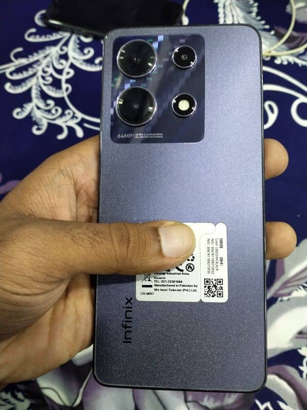 Infinix Note 30 8/256 0