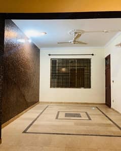 10 Marla Double Story House for Rent in Wakeel Colony