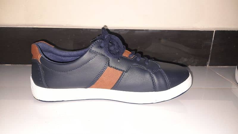 Ndure shoes  for teenagers  original 3