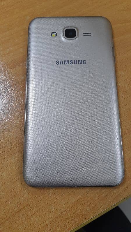 Samsung J7 3