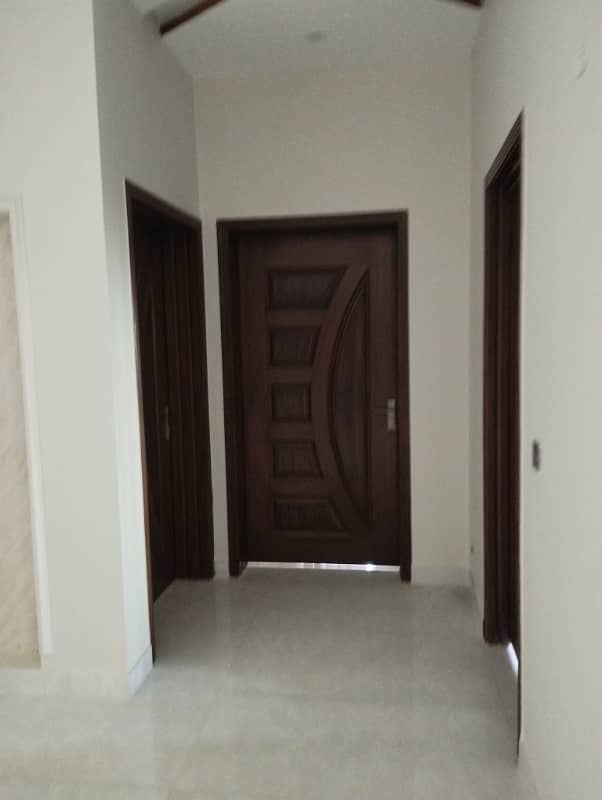 upper portion for rent northern block 20