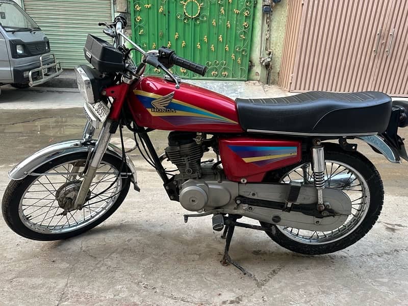 Honda cg125 2001 1