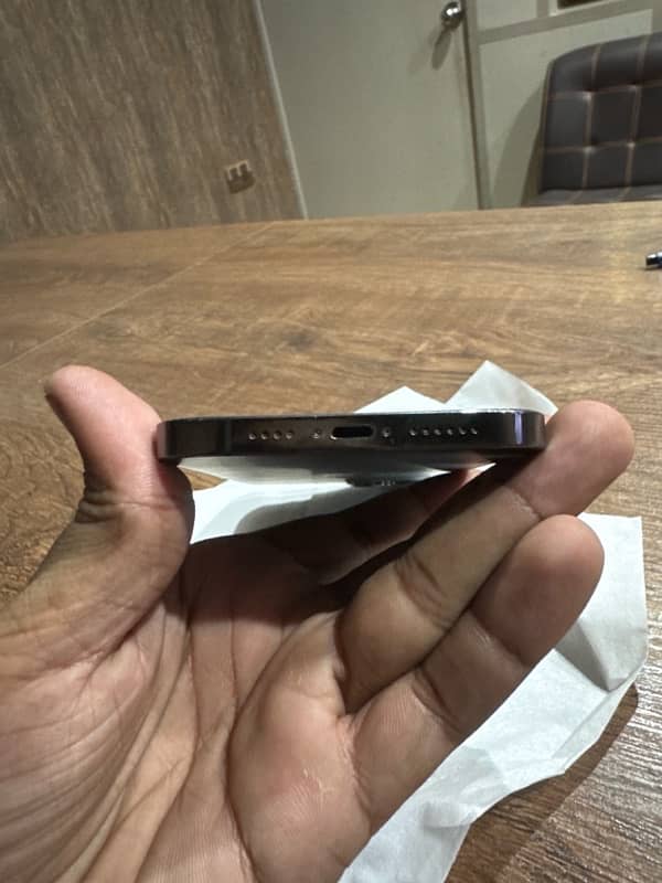 12promax 256gb 3