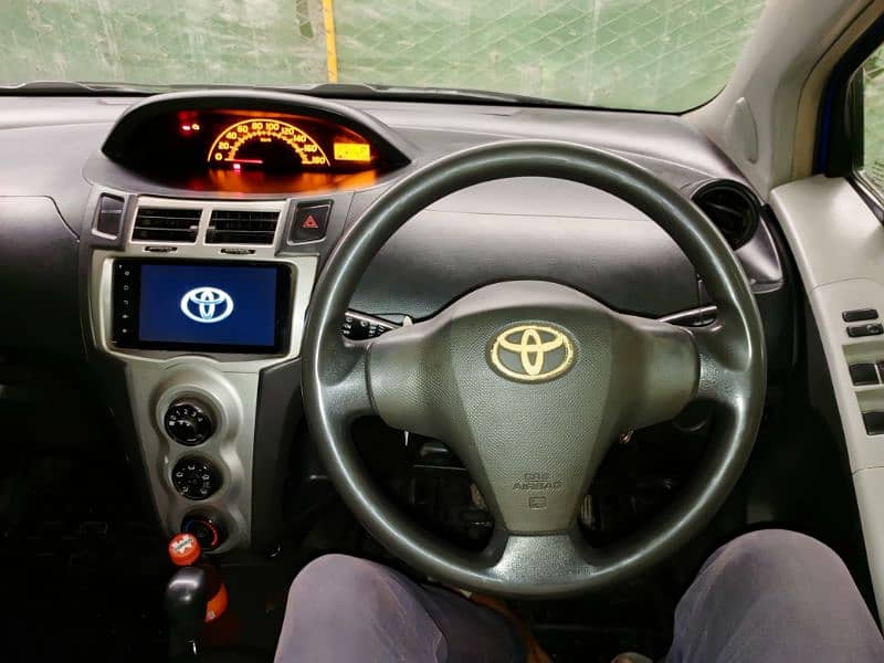 Toyota Vitz 2010 8