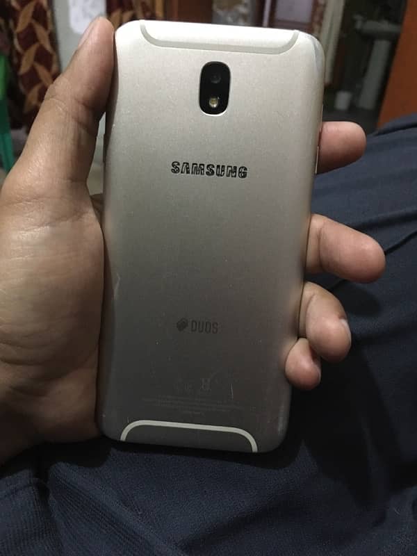 samsung j7pro 4 gb ram 32 gb rom 1