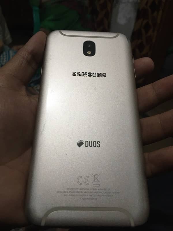 samsung j7pro 4 gb ram 32 gb rom 4