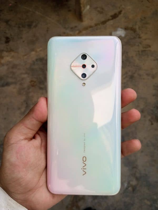 Vivo S1 pro . . 8.128 5