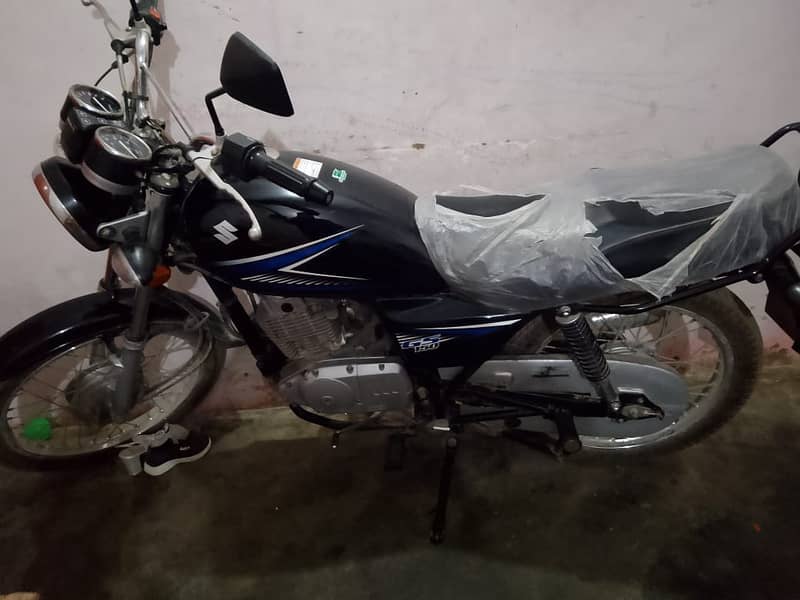 Suzuki GS 150 2024 1