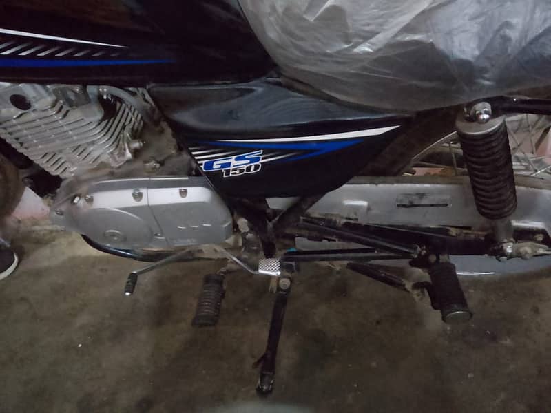 Suzuki GS 150 2024 2