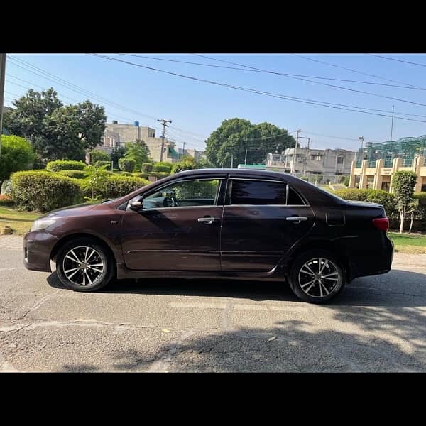 Toyota Corolla Altis 2012 3