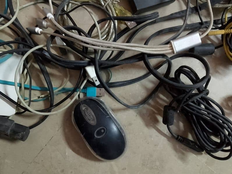 mix charging cables used 0