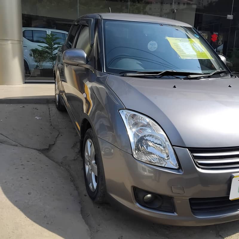 Suzuki Swift auto 2018 A/T Navi 7